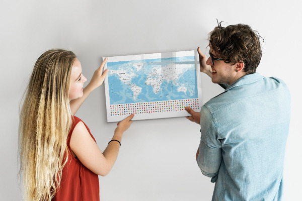 Magnetická popisovateľná tabuľa Mapa sveta s miestami na označenie