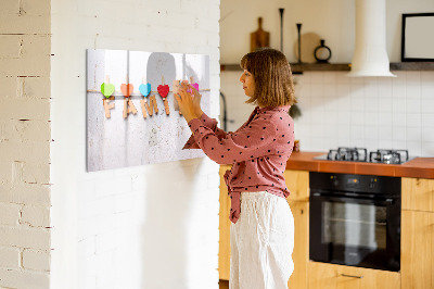 Magnetická popisovateľná tabuľa Farebné spomienky na šnúre fotografií