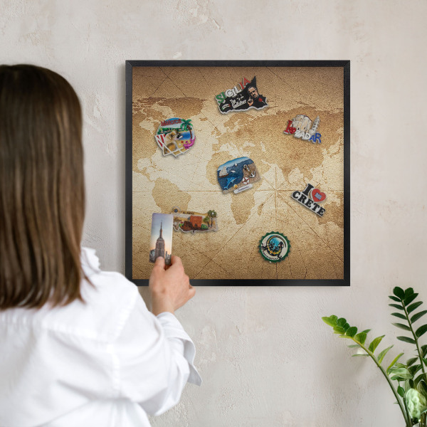 Tabula na magnetky na stenu čierna rama Stará mapa