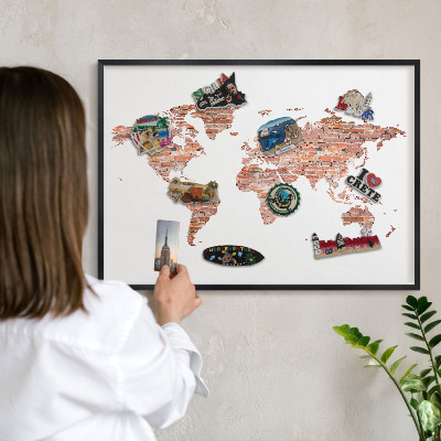 Magnetická dekoračná tabuľa na stenu v čiernej rame Tehlová mapa