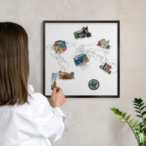 Tabula na magnetky na stenu čierna rama Vrstevnicová mapa