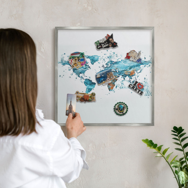 Nástenná tabuľa na magnetky strieborná rama Vodná mapa