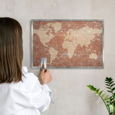 Nástenná tabuľa na magnetky strieborná rama Tehlová mapa