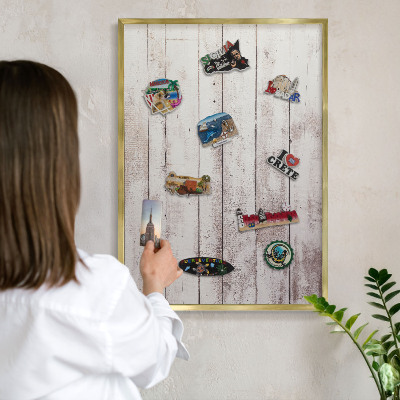 Magneticka tabula na stenu zlatá rama Svetlé drevo