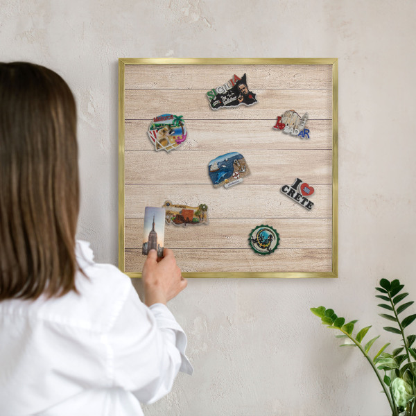 Magneticka tabula na stenu zlatá rama Drevené dosky