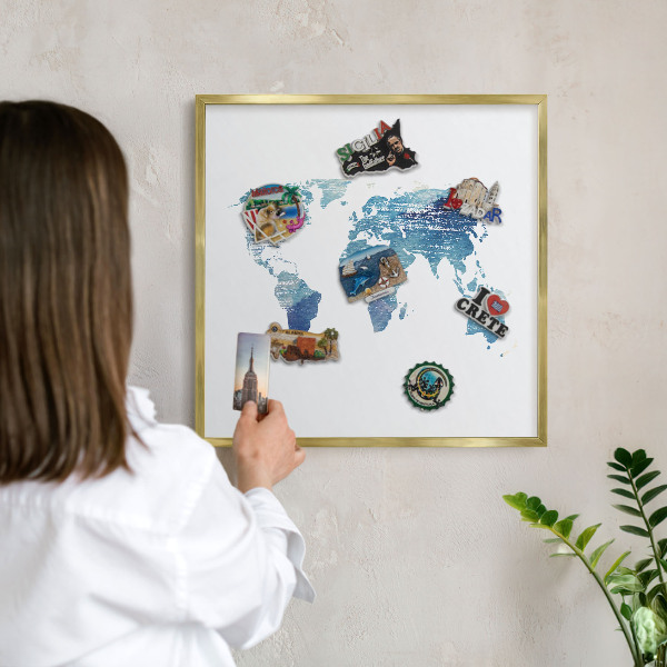 Tabuľa na magnetky z ciest v zlatej rame Akvarelová mapa