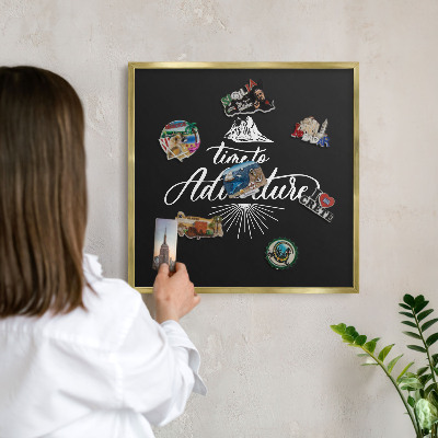 Magneticka tabula na stenu zlatá rama Čas na dobrodružstvo
