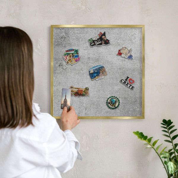 Magneticka tabula na stenu zlatá rama Betónový vzor