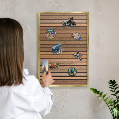 Magneticka tabula na stenu zlatá rama Teplé pásy