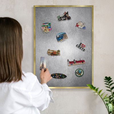 Magneticka tabula na stenu zlatá rama Kovový povrch