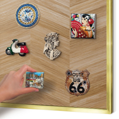 Magneticka tabula na stenu zlatá rama Drevená rybia kosť