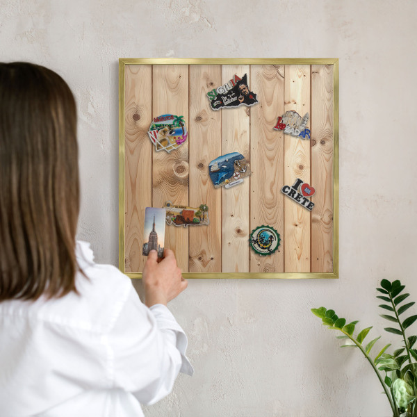 Magneticka tabula na stenu zlatá rama Drevené dosky