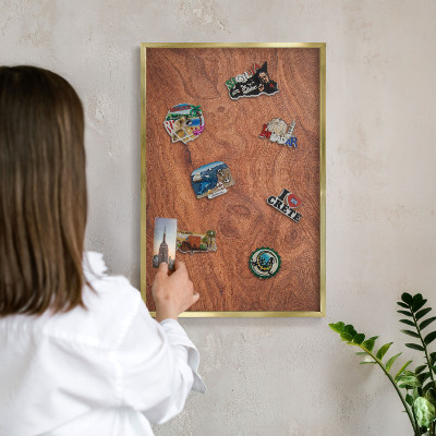 Magneticka tabula na stenu zlatá rama Drevená štruktúra