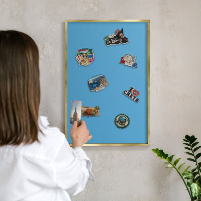 Magneticka tabula na stenu zlatá rama Modrá voda