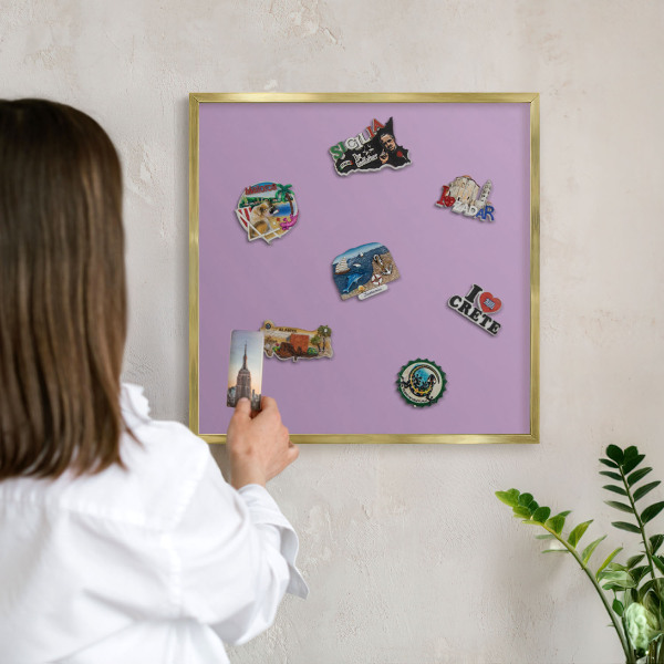 Magneticka tabula na stenu zlatá rama Svetlo fialová