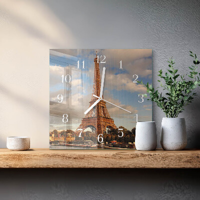 Štvorcové hodiny Paríž