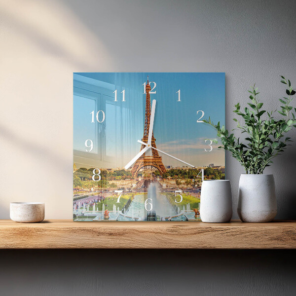 Štvorcové hodiny Paríž