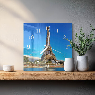 Štvorcové hodiny Eiffelova veža v Paríži