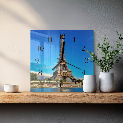 Štvorcové hodiny Eiffelova veža v Paríži