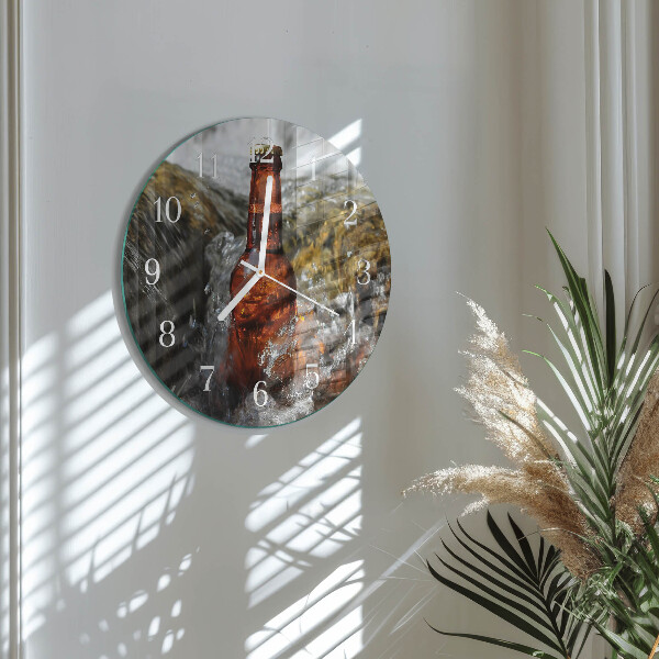 Okrúhle sklenené hodiny Pivo