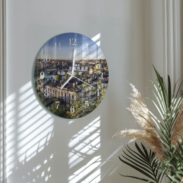 Okrúhle sklenené hodiny Praha