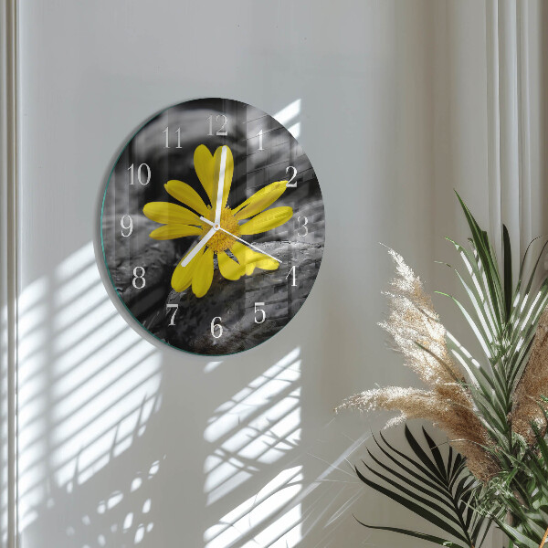Okrúhle sklenené hodiny Kvet